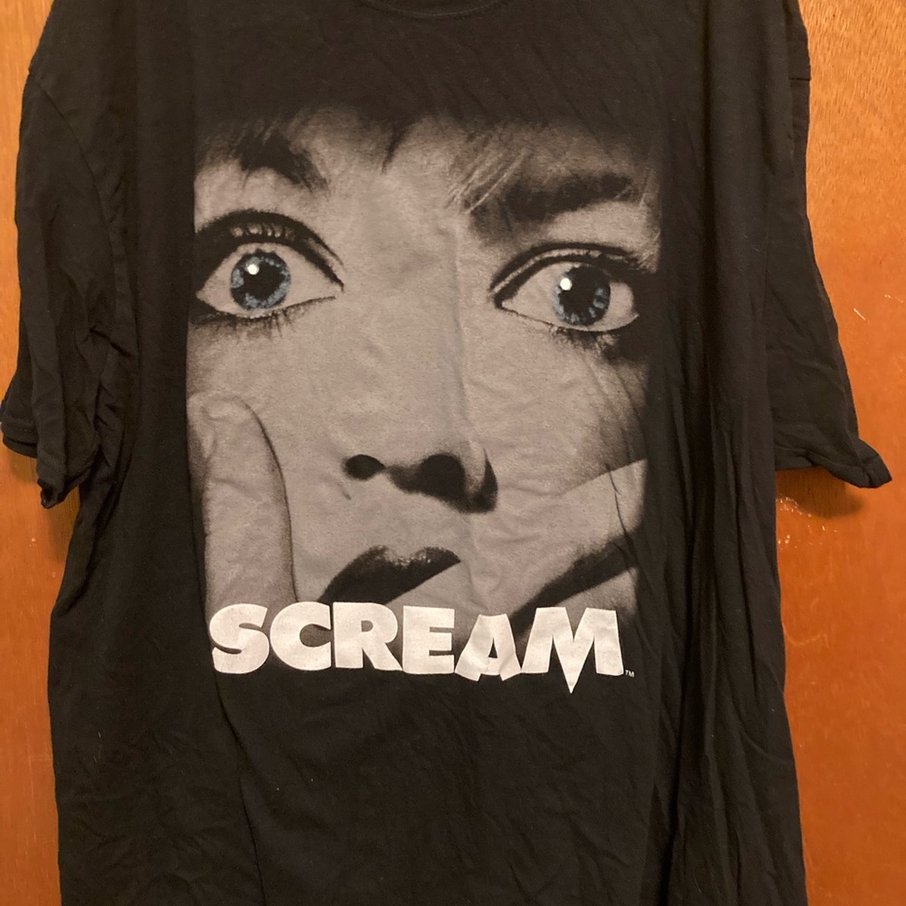 Black Scream Graphic T-Shirt